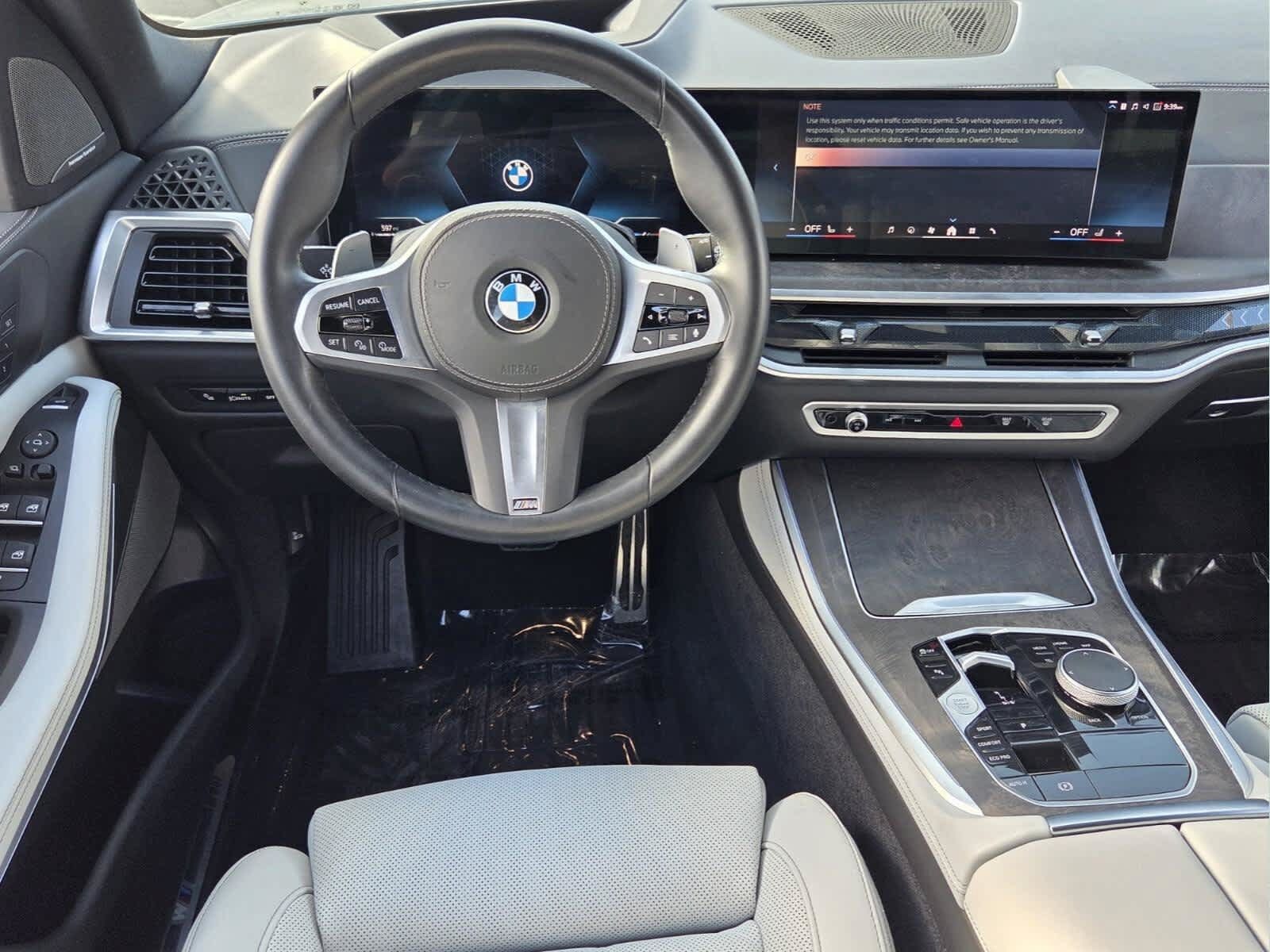 Used 2025 BMW X5 sDrive40i w/ M Sport Package RWD image 12