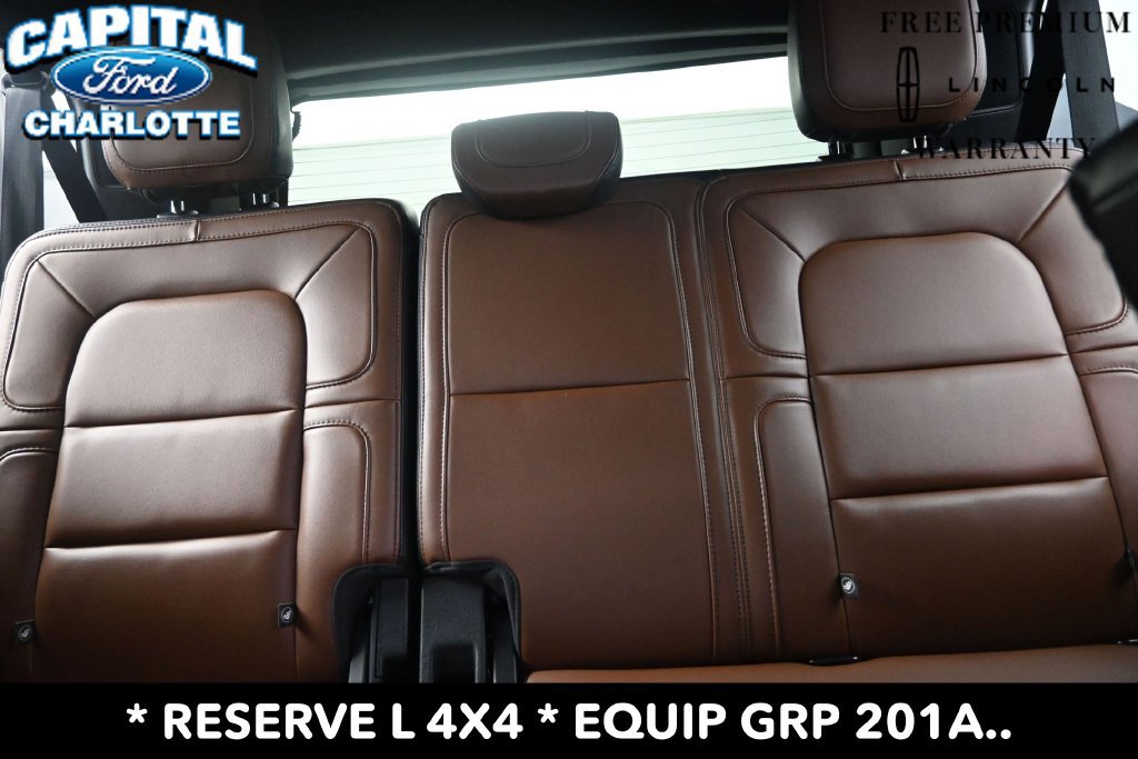 Used 2023 Lincoln Navigator L Reserve AWD/4WD image 12