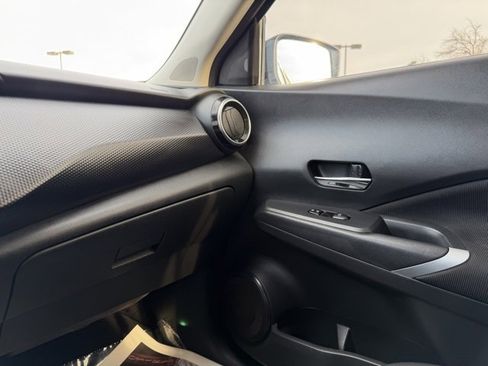 Used 2021 Nissan Kicks SV image 22