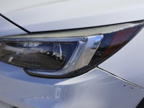 Used 2019 Subaru Outback 2.5i Limited AWD/4WD image 10