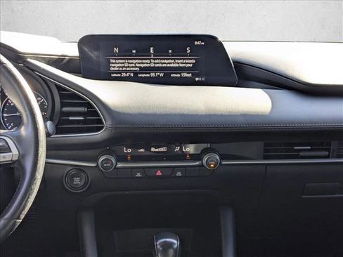 Used 2022 MAZDA MAZDA3 s image 14