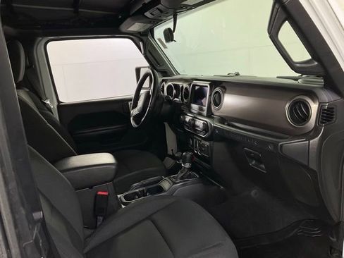 Used 2020 Jeep Wrangler Sport image 27