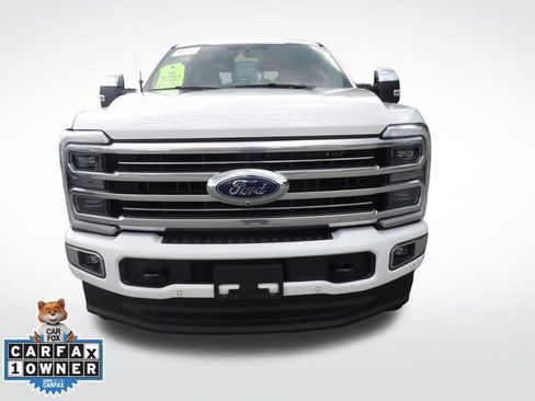 Certified 2026 Ford F350 Platinum w/ Platinum Plus Package AWD/4WD image 2