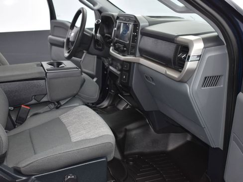 Used 2021 Ford F150 XLT image 17