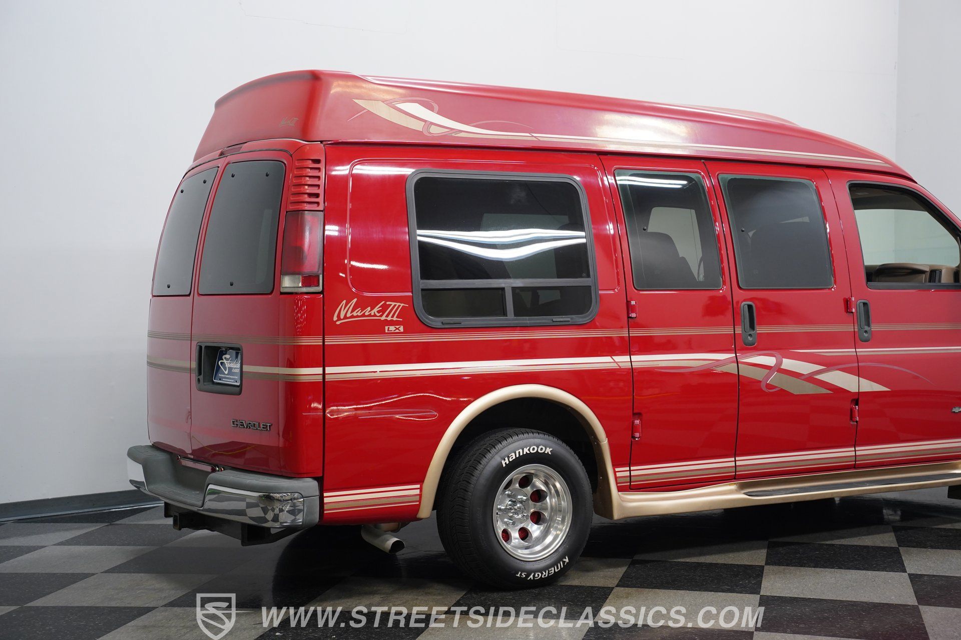 Used 1996 Chevrolet Express 1500 RWD image 25