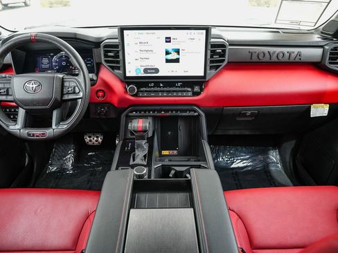 Used 2025 Toyota Tundra TRD Pro AWD/4WD image 12