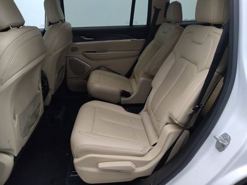 Used 2021 Jeep Grand Cherokee L Limited RWD image 18