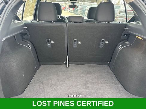 Used 2024 Nissan Kicks S image 28