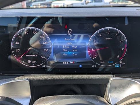 Used 2025 Mercedes-Benz GLB 35 AMG 4MATIC image 24