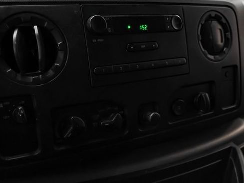 Used 2011 Ford E-150 and Econoline 150 RWD image 24