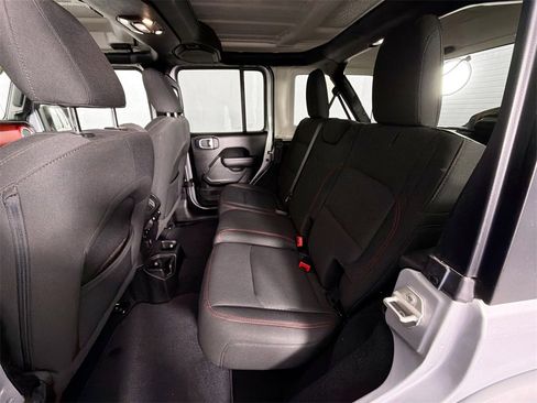 Used 2023 Jeep Wrangler Unlimited Rubicon image 25