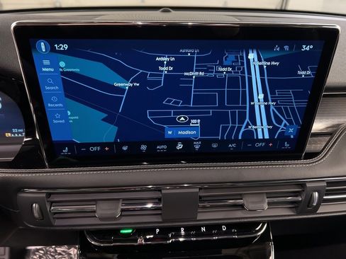 New 2026 Lincoln Corsair Premiere image 11