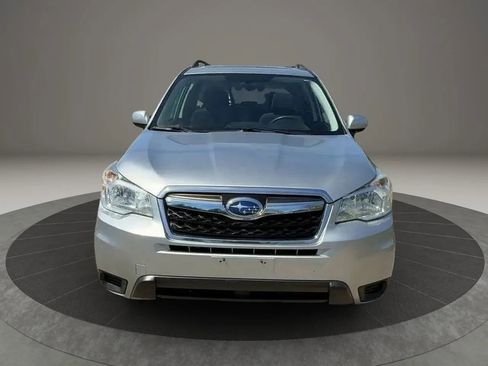 Used 2015 Subaru Forester 2.5i Premium w/ All-Weather Package AWD/4WD image 2