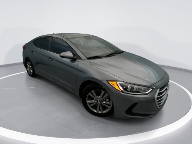 Used 2017 Hyundai Elantra SE FWD image 1