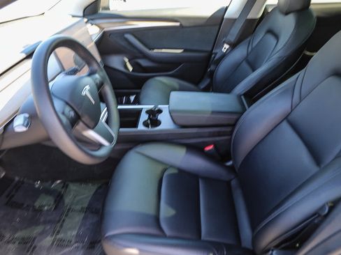 Used 2022 Tesla Model 3 Long Range AWD/4WD image 17