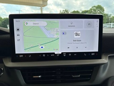New 2026 Ford Explorer ST-Line w/ ST-Line Street Pack AWD/4WD image 17