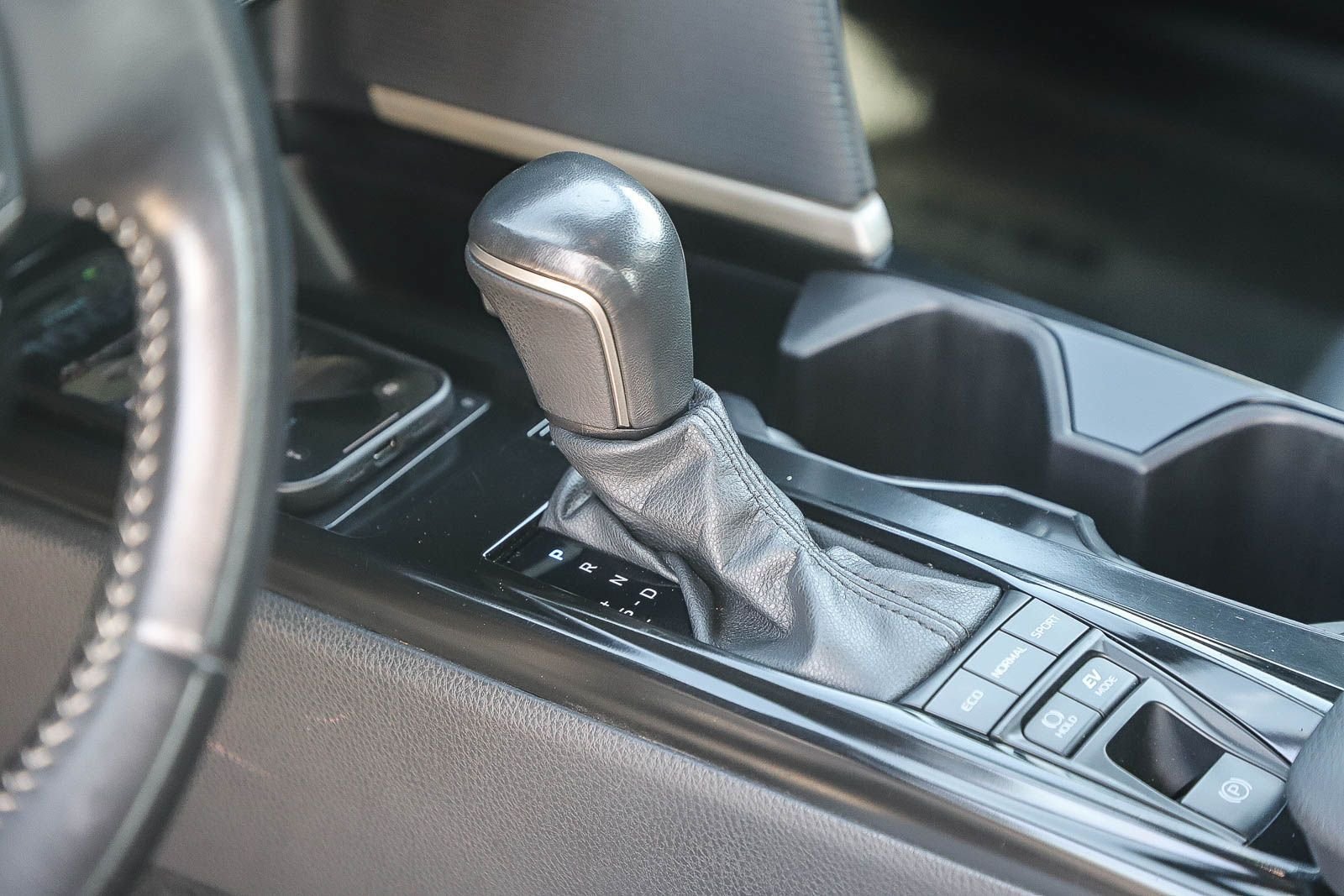 Certified 2025 Toyota Camry SE FWD image 19