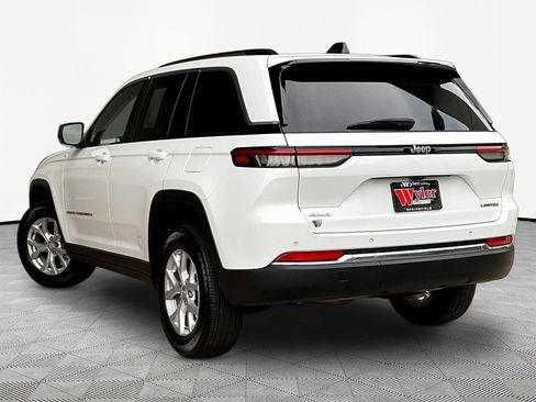 Used 2023 Jeep Grand Cherokee Limited AWD/4WD image 4