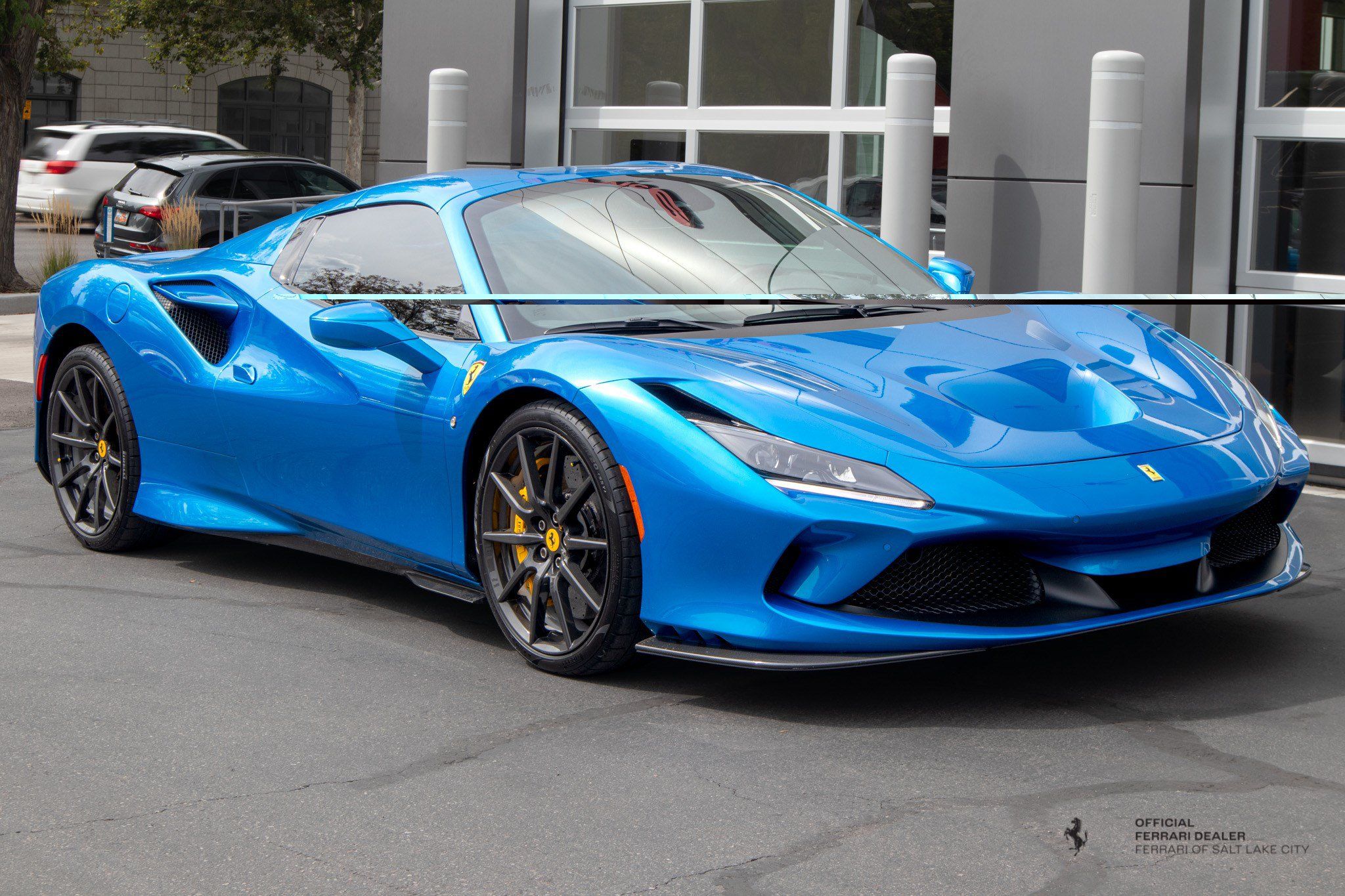 Used 2022 Ferrari F8 Tributo RWD image 9