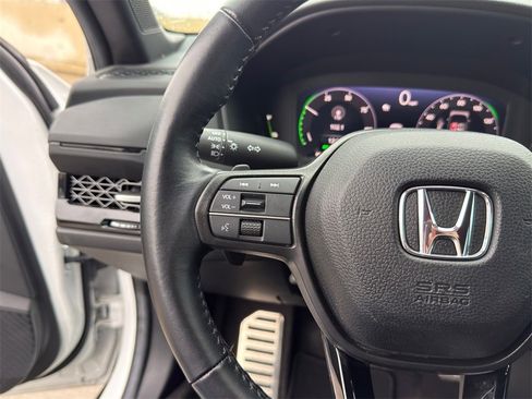 Used 2024 Honda Accord Sport image 13