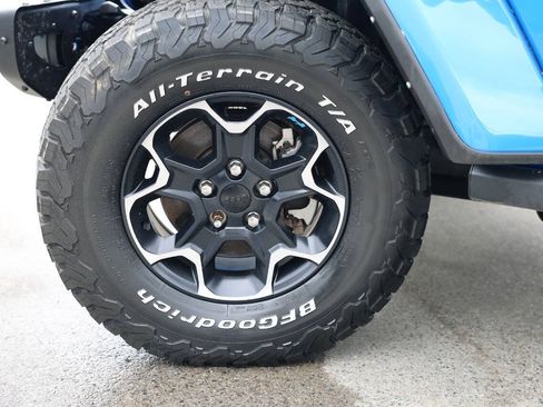 Used 2023 Jeep Wrangler Unlimited Rubicon 4xe w/ Steel Bumper Group AWD/4WD image 30