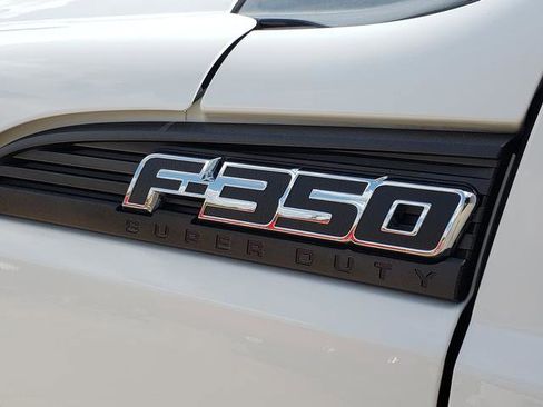 Used 2011 Ford F350 XL w/ Skid Plate Pkg image 10