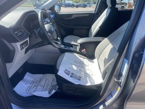 Used 2024 Ford Escape Active image 12
