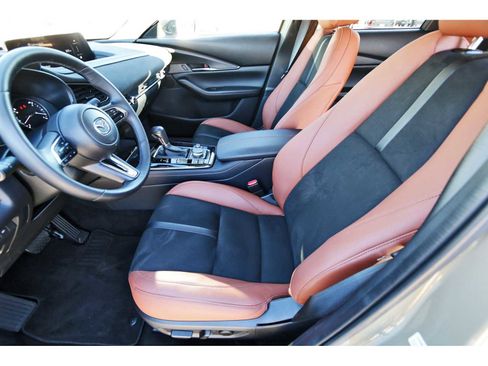 Used 2024 MAZDA CX-30 Carbon image 11