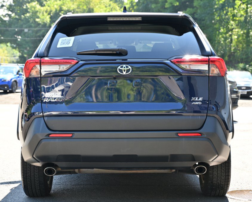 Used 2020 Toyota RAV4 XLE w/ All Weather Liner Package AWD/4WD image 4