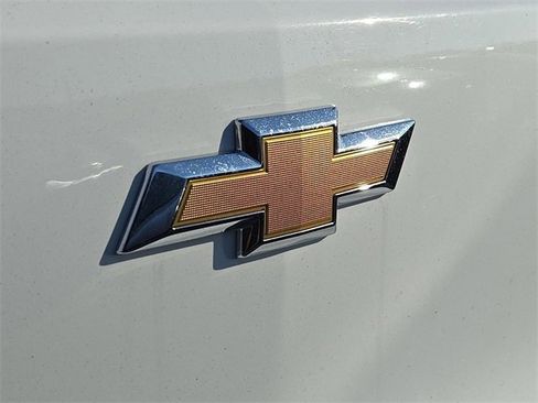 Used 2025 Chevrolet TrailBlazer LT w/ Driver Confidence Package image 10