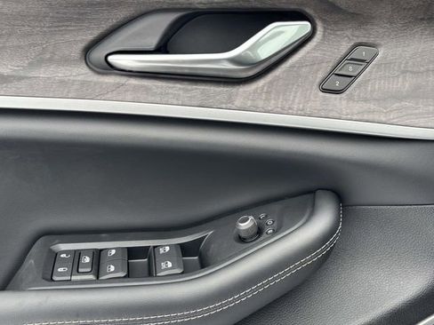 New 2026 Jeep Grand Cherokee Limited AWD/4WD image 18