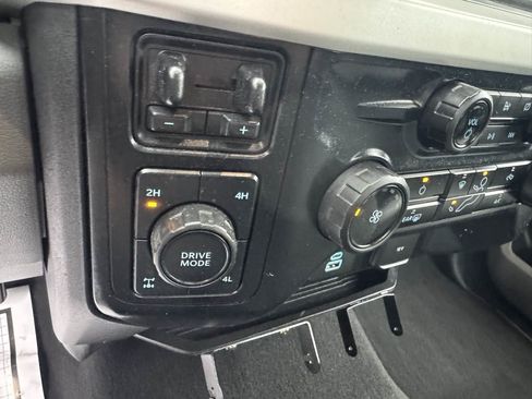 Used 2024 Ford F250 XLT w/ Snow Plow Prep Package image 19