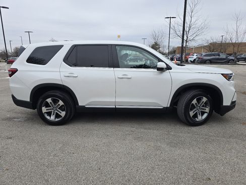 Used 2023 Honda Pilot EX-L image 17