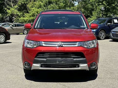 Used 2015 Mitsubishi Outlander SE AWD/4WD image 19