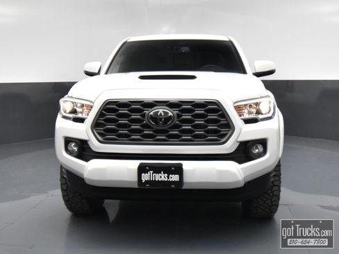Used 2022 Toyota Tacoma TRD Sport image 45