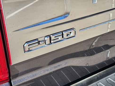 Used 2022 Ford F150 Platinum w/ Equipment Group 701A High image 11