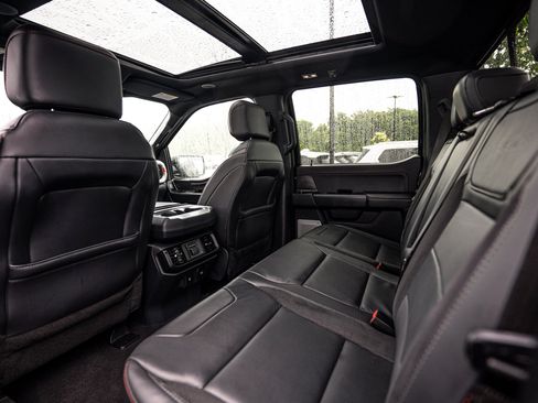 Used 2025 Ford F150 Raptor AWD/4WD image 22