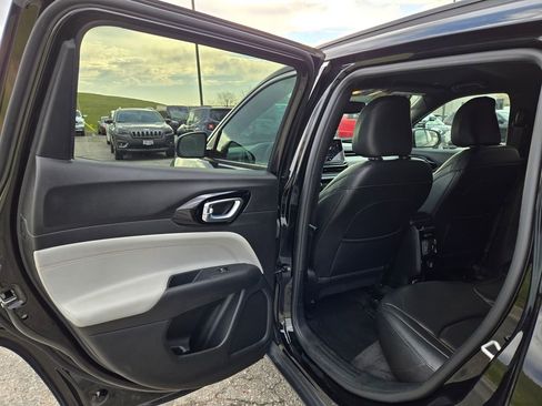 Used 2024 Jeep Compass Limited AWD/4WD image 26