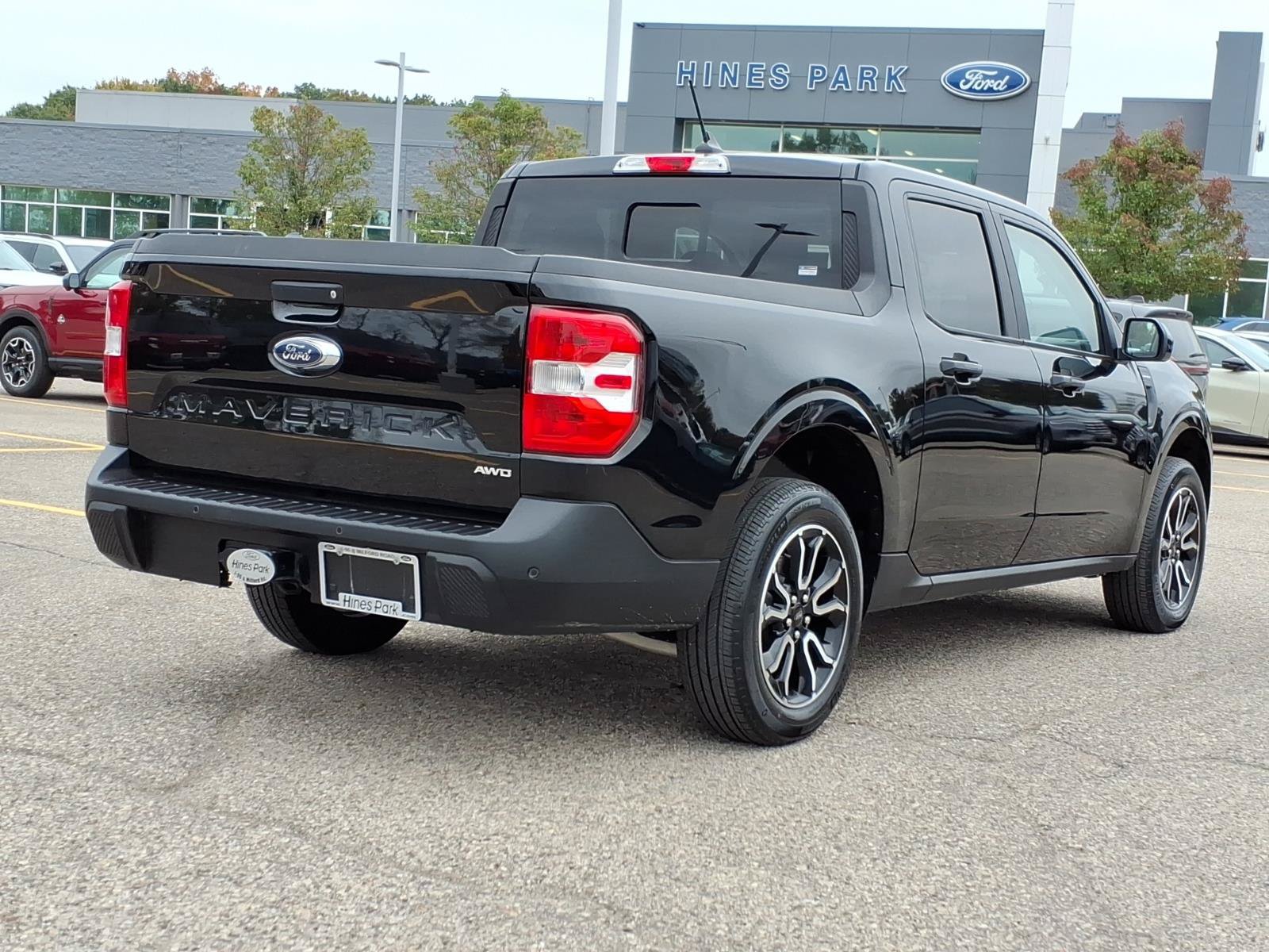 Used 2024 Ford Maverick Lariat w/ 4K Tow Package AWD/4WD image 7