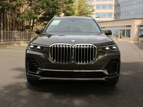 Used 2020 BMW X7 xDrive40i w/ Premium Package image 3