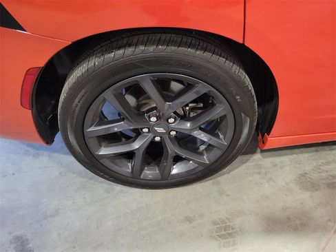 Used 2021 Dodge Charger SXT w/ Blacktop Package image 2