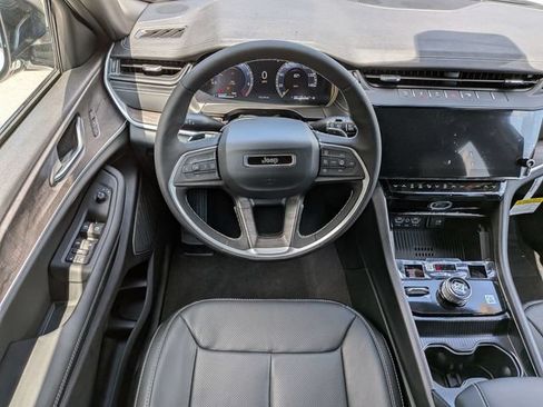 New 2026 Jeep Grand Cherokee Limited AWD/4WD image 14