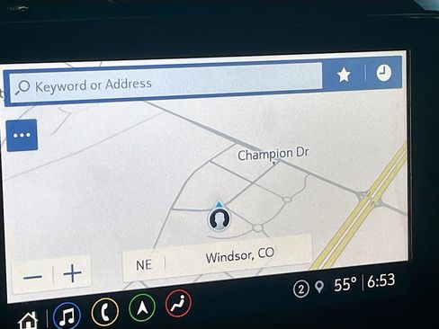 Used 2023 Chevrolet Traverse RS image 13