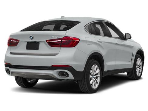 Used 2019 BMW X6 xDrive35i image 2