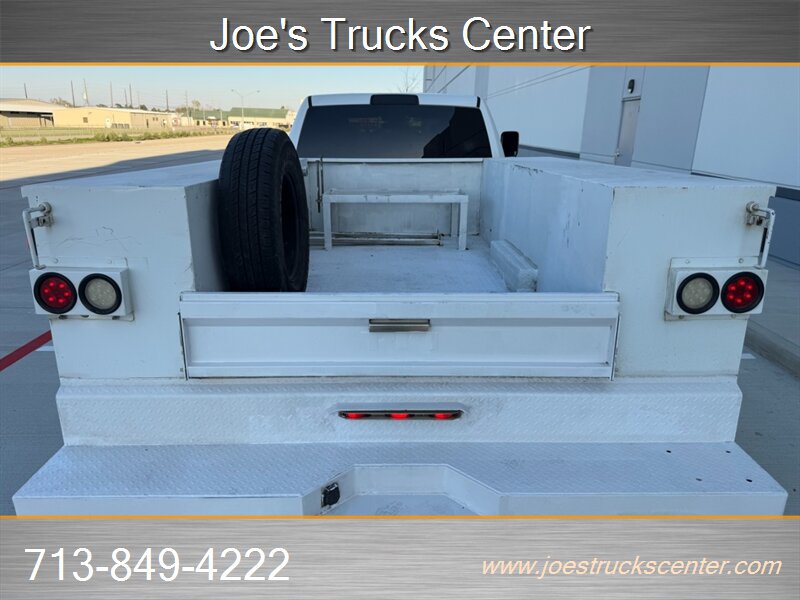 Used 2019 RAM 3500 Tradesman w/ Chrome Appearance Group RWD image 40
