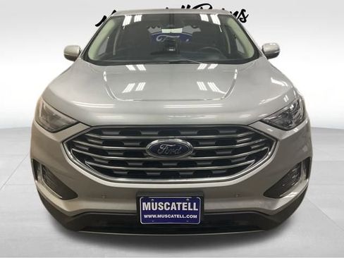 Used 2024 Ford Edge Titanium image 2