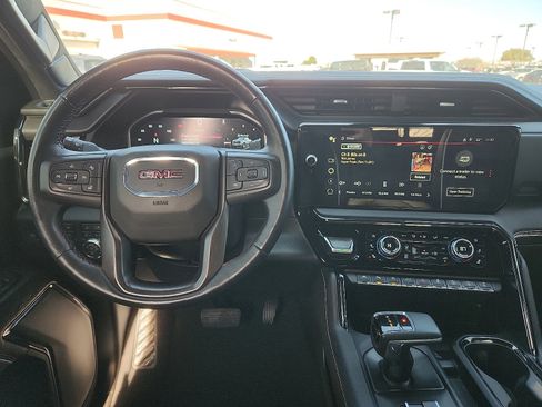 Used 2024 GMC Sierra 1500 AT4X image 12