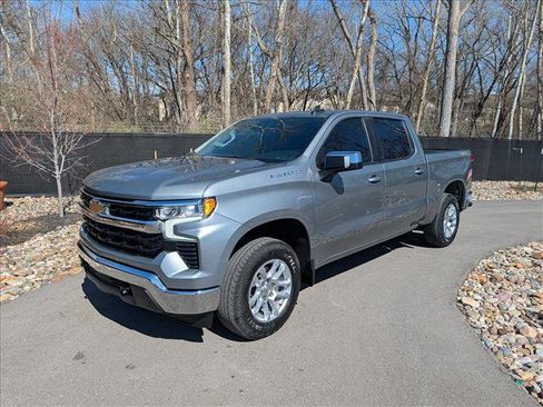 Used 2023 Chevrolet Silverado 1500 LT w/ Convenience Package II image 1
