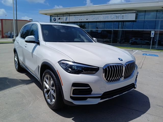 Used 2022 BMW X5 sDrive40i w/ Luxury Seating Package RWD image 1
