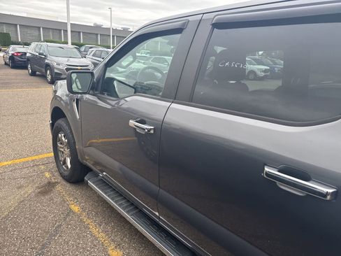 Used 2021 Ford F150 XLT w/ XTR Package AWD/4WD image 16